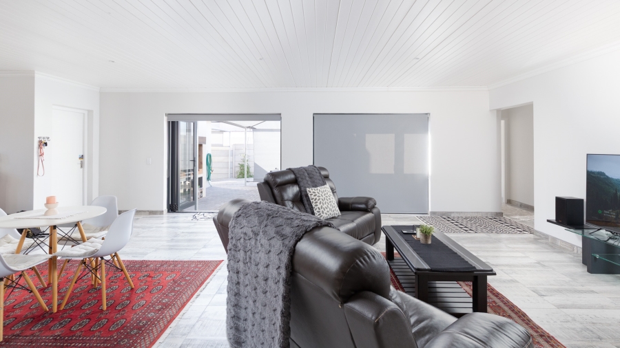 3 Bedroom Property for Sale in Port Owen Western Cape